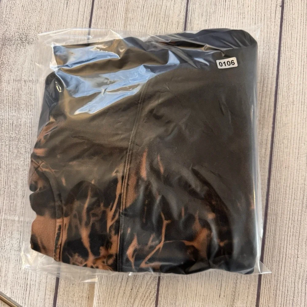 Lululemon Tie Dye Cropped Crewneck Sweatshirt Black Brown Bleach Wash Women's M